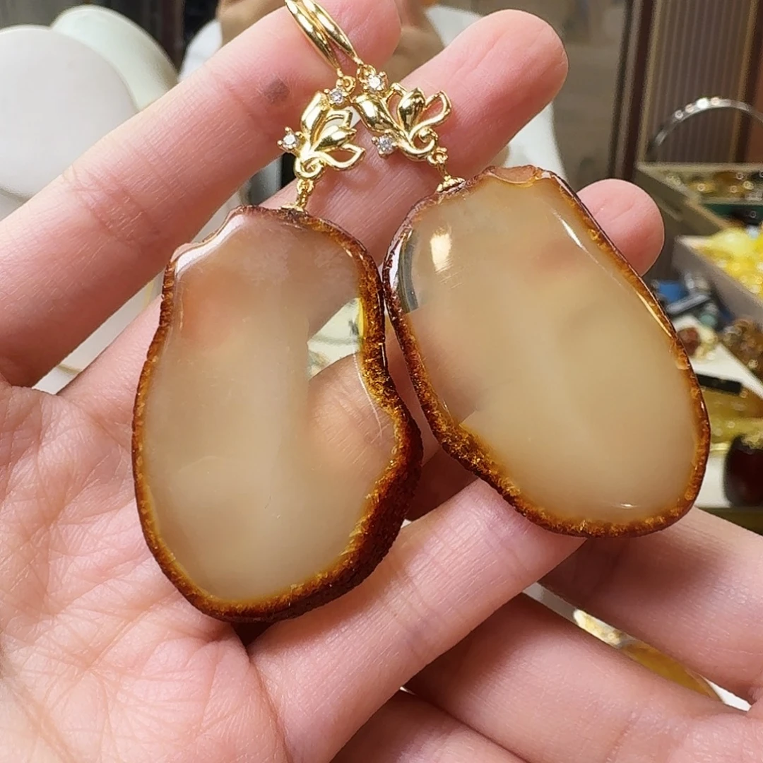 琥珀未镶嵌颈饰耳坠