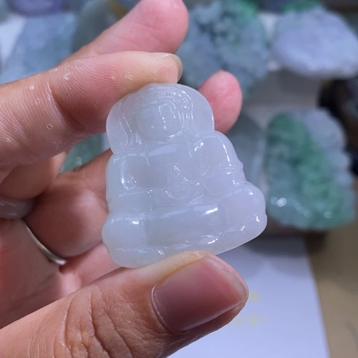 【闪购商品】颈饰未镶嵌翡翠观音
