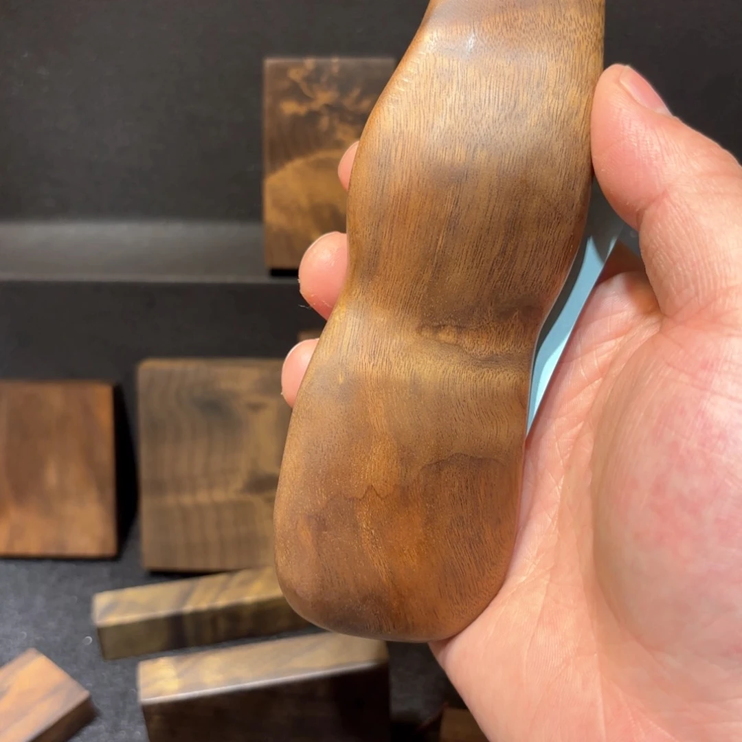 金丝楠蒸**上金品楠木一物一拍