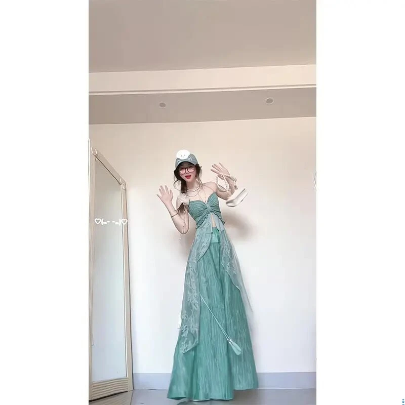 纯欲风辣妹蕾丝不规则吊带裙女士夏季设计感性感收腰显瘦半身裙