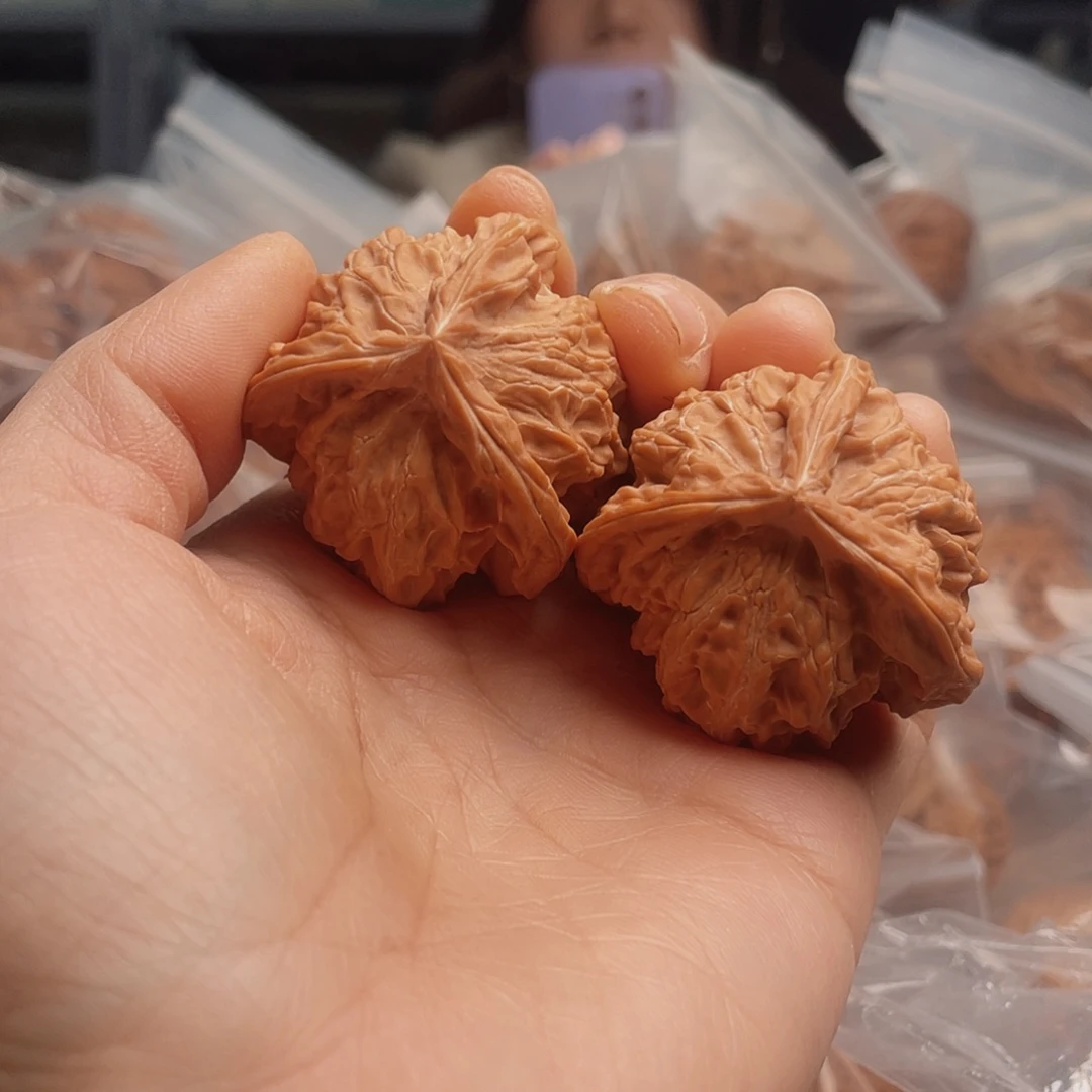 吊坠文玩核桃?****?40三棱钢的钢板