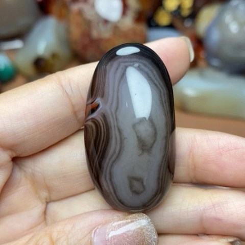 未镶嵌颈饰玛瑙/玉髓微*打孔不退不换