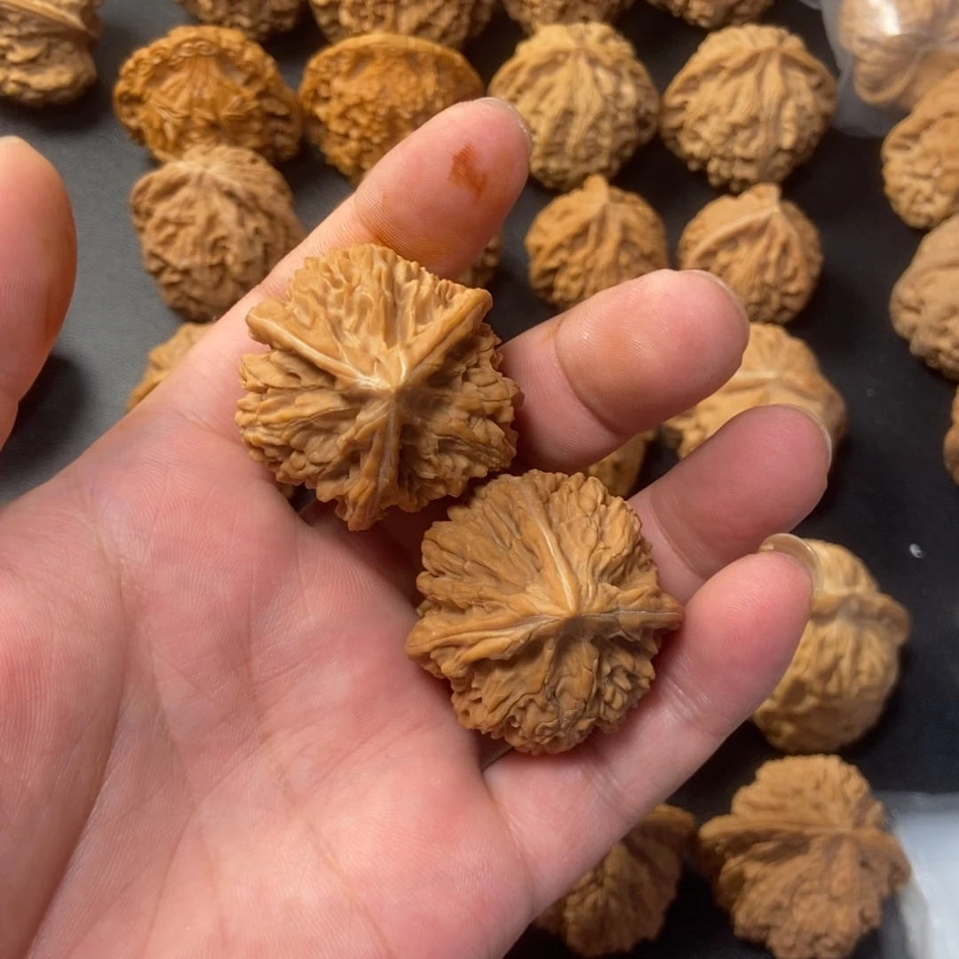 皮***皮把件文玩核桃46545666