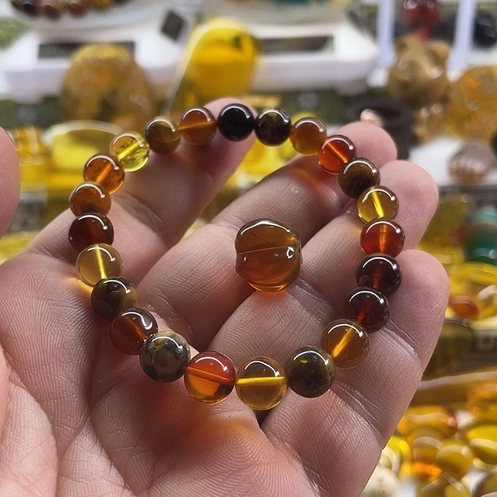 琥珀未镶嵌裸石手串