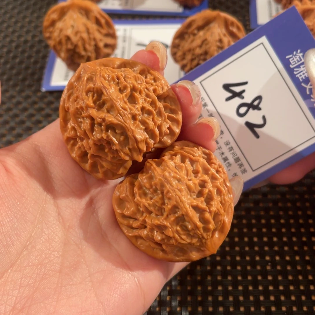 文玩核桃把件482号40尺花莲