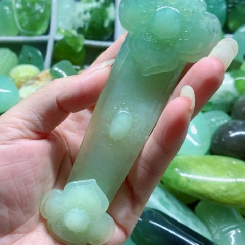 未镶嵌蛇纹石玉手把件