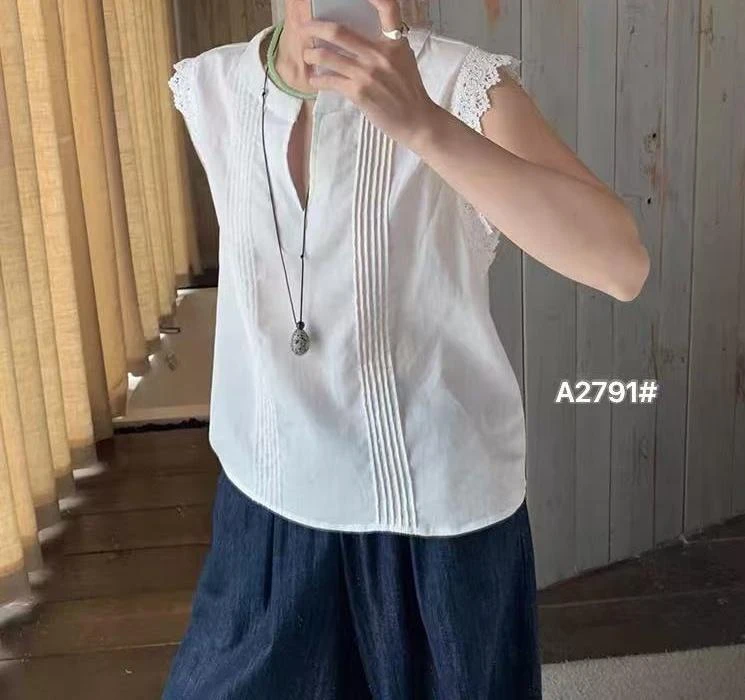 休闲时尚V领蕾丝拼接无袖上衣A2791