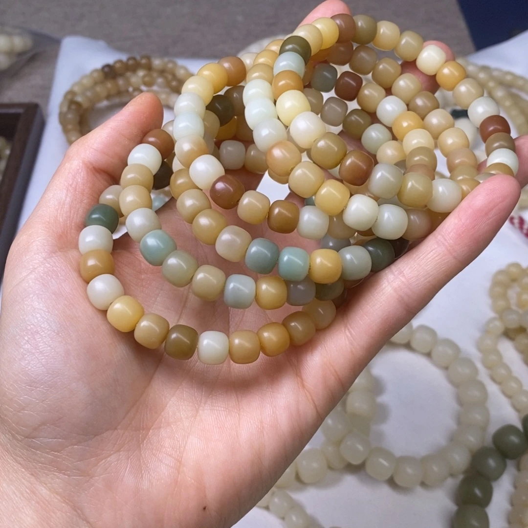 吊坠菩提根/象牙果卡9老型老料原生态干磨天然色一条