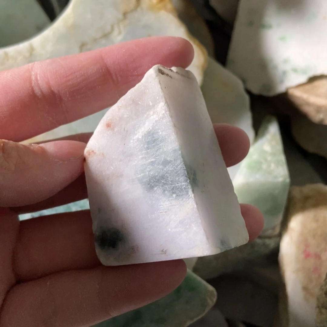 翡翠挂件未镶嵌天然翡翠