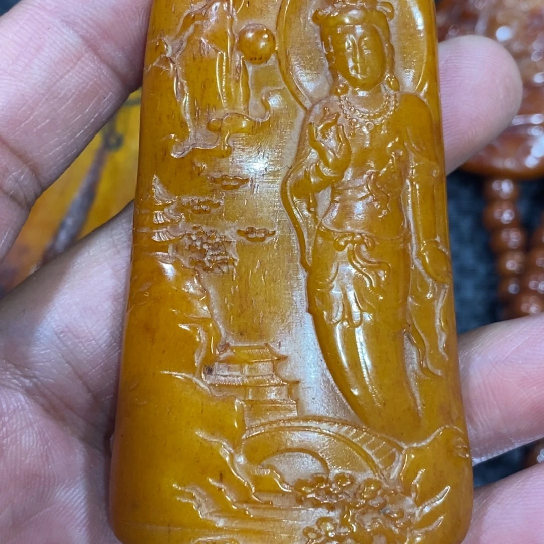 滴血莲花菩提吊坠