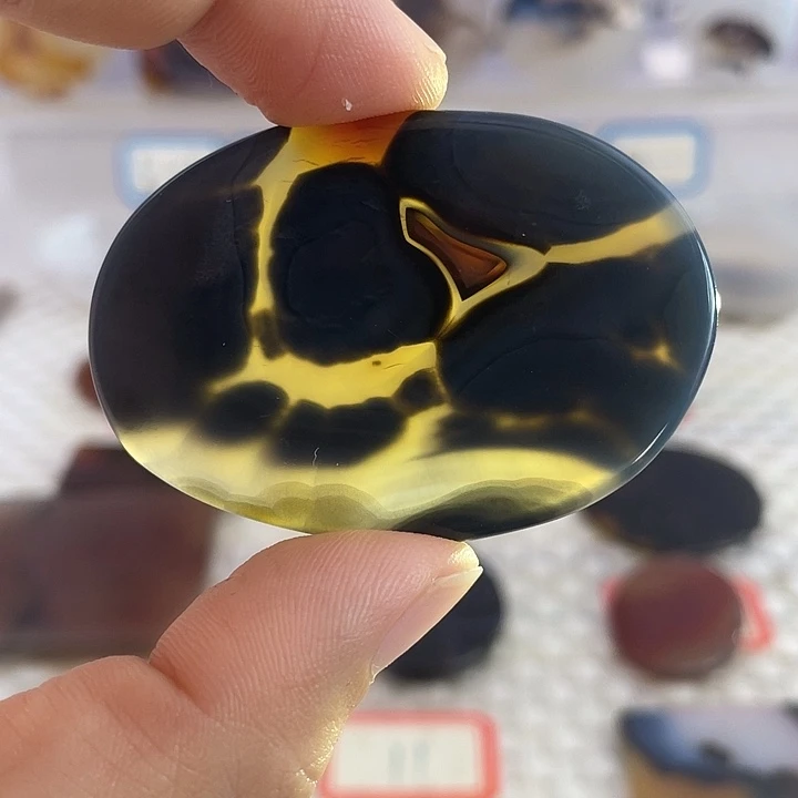 玛瑙/玉髓合金颈饰