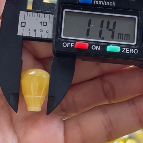 【闪购商品】未镶嵌蜜蜡裸石11杂