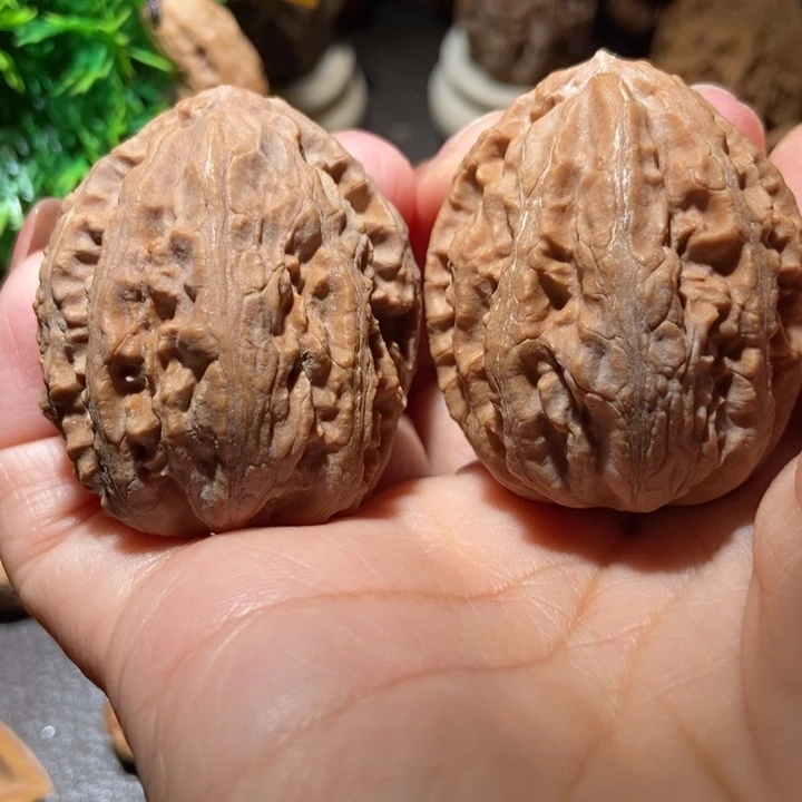 把件文玩核桃东北楸子小雪56