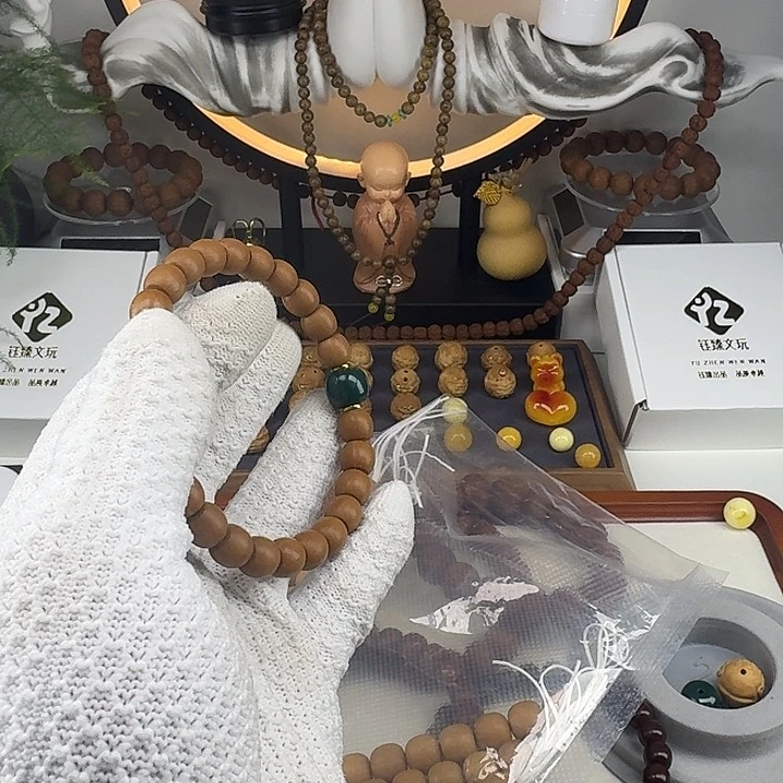 大叶紫檀（黑酸枝木类）