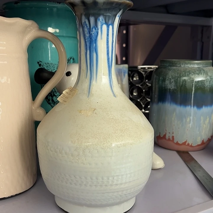 陶瓷高温瓷花瓶一只