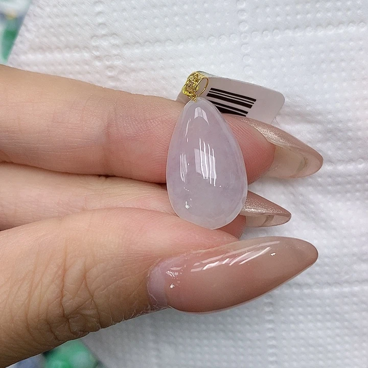 颈饰18K金镶嵌翡翠