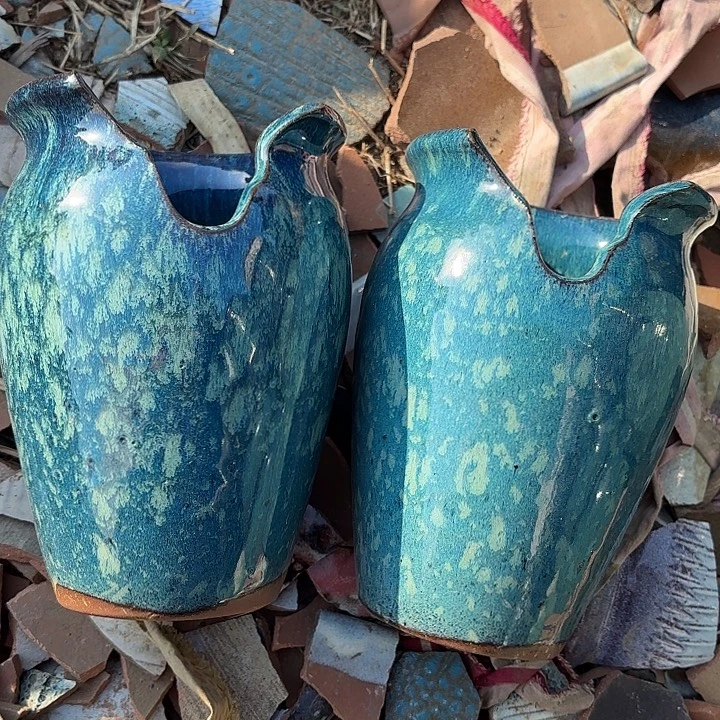 正品紫砂口12高17瑕疵