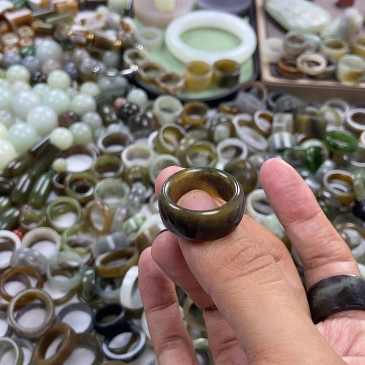 未镶嵌和田玉珠宝半成品?***?