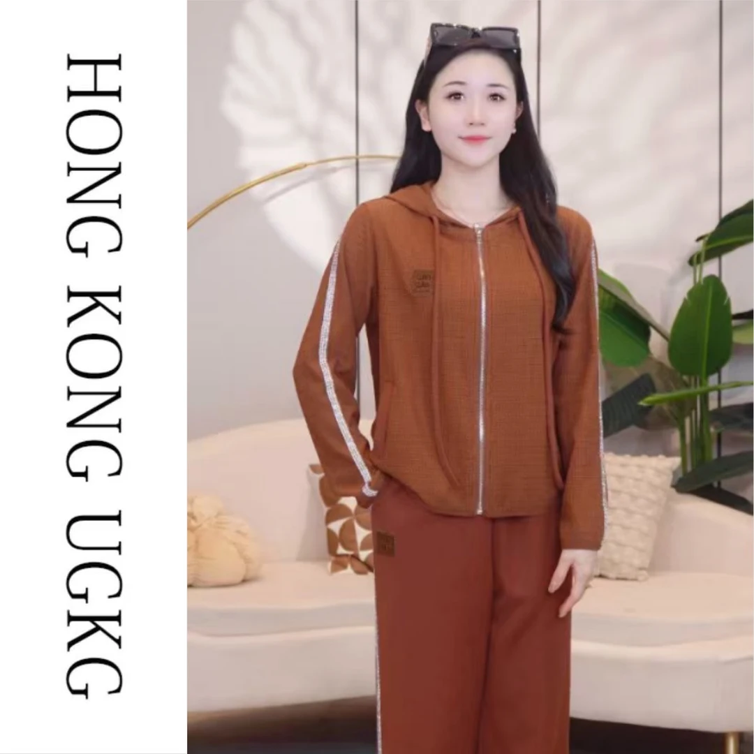 香港UGKG中年妈妈运动套装秋季2025新款女大码连帽外套两件套KK