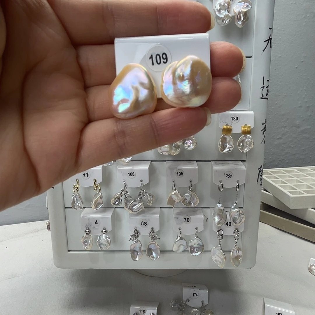 滁***版非金属琉璃925银淡水109