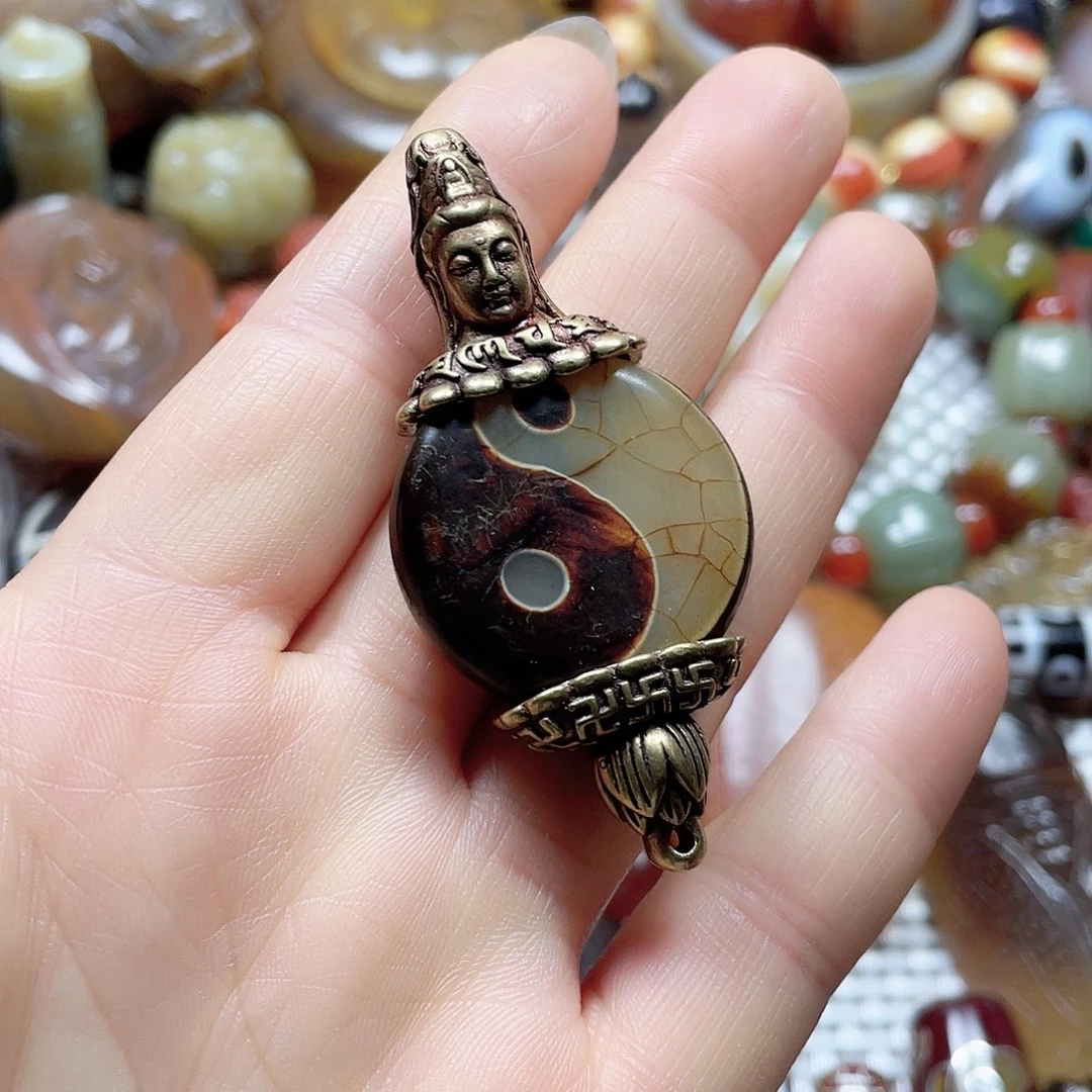 玛瑙/玉髓挂件未镶嵌