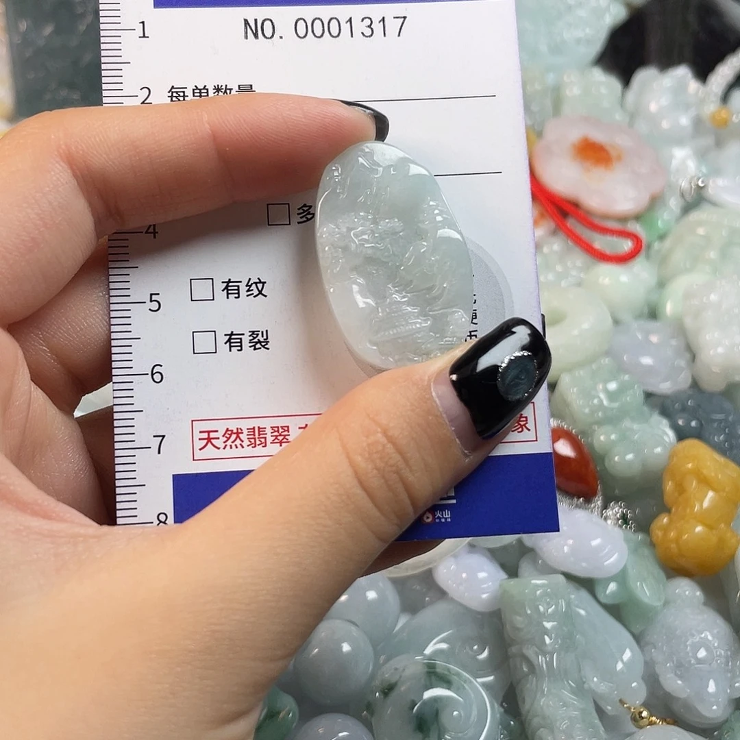 翡翠未镶嵌颈饰1317