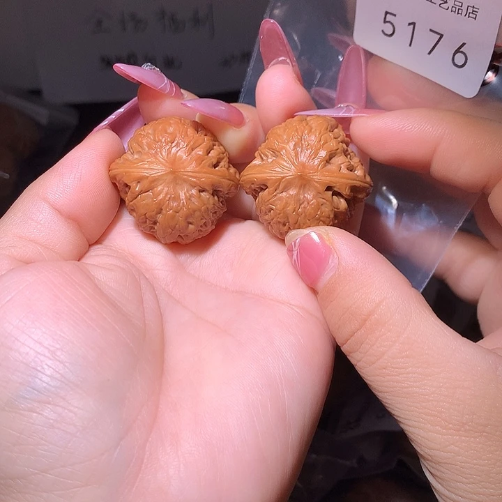 文玩核桃把件铁锤33微修