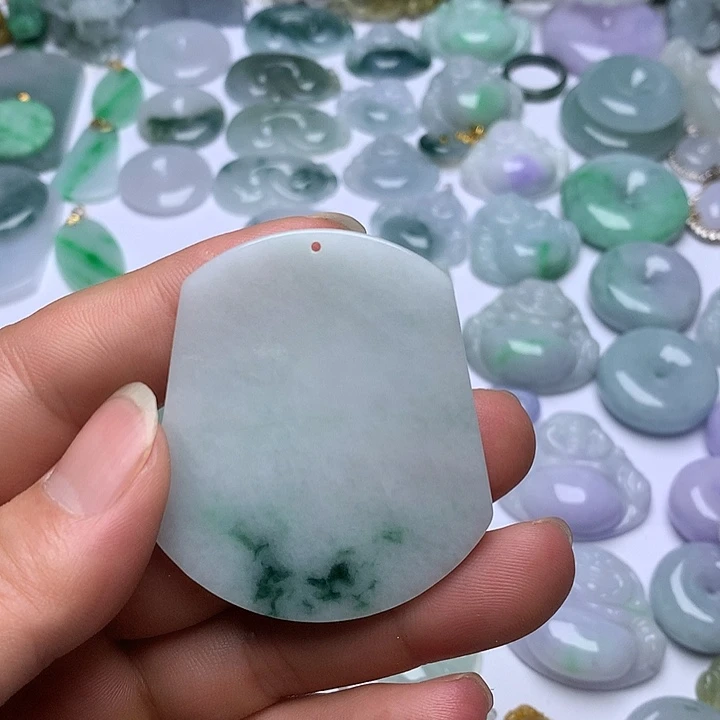 翡翠未镶嵌颈饰天然翡翠