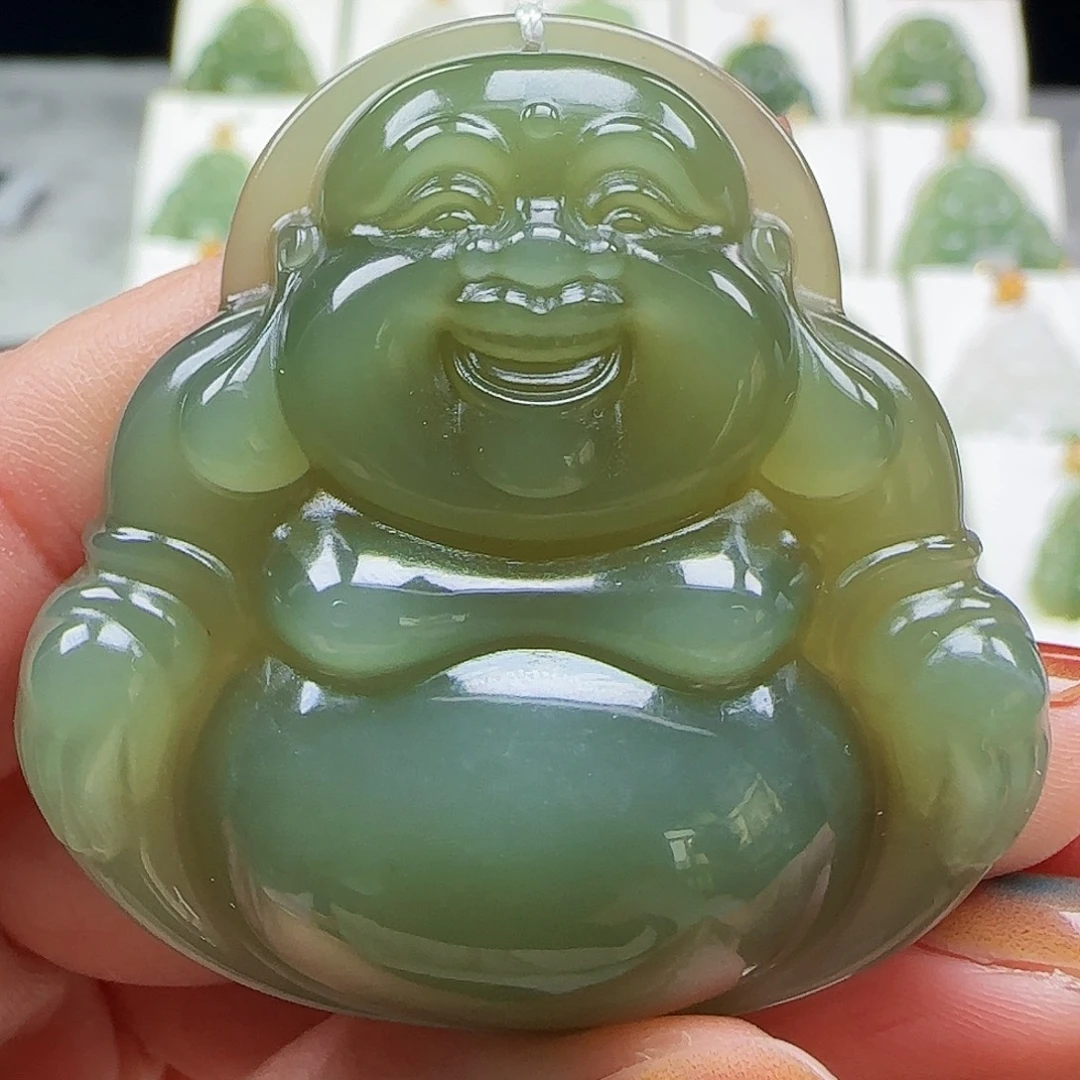 和田玉未镶嵌吊坠(赠链)