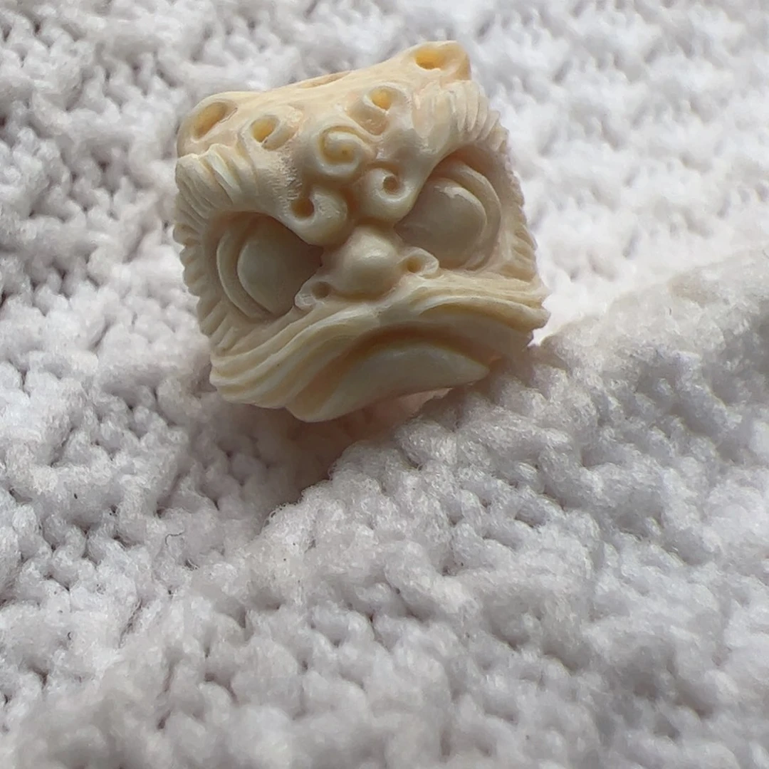 猴头核桃手串醒狮猛犸呀