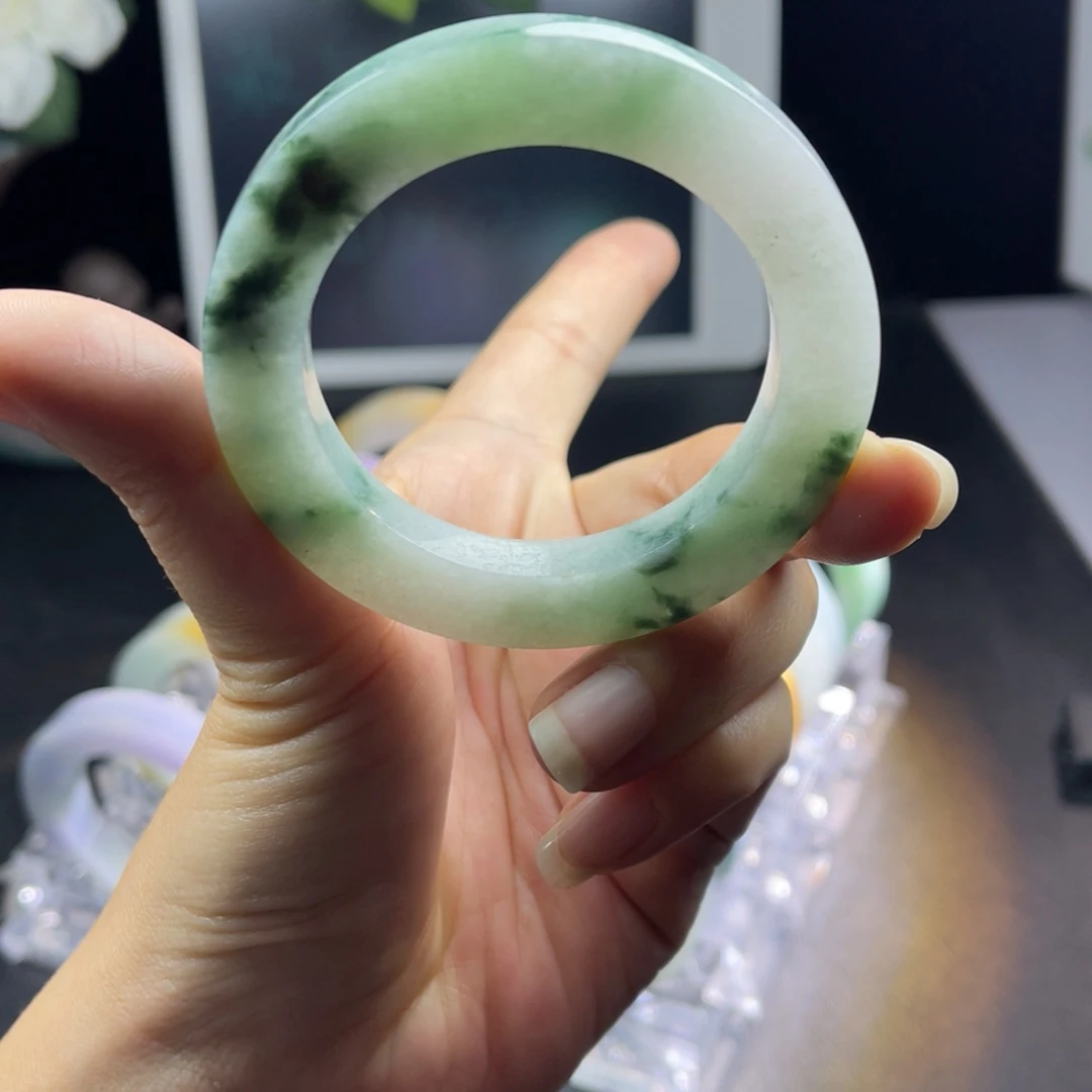 定制翡翠未镶嵌天然翡翠A货手镯