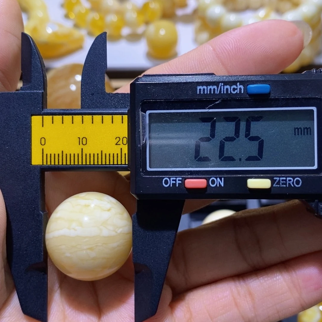 未镶嵌蜜蜡珠宝奇石