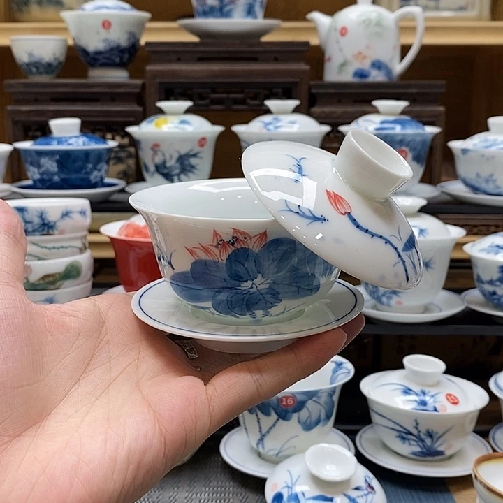 手绘荷花悬停盖碗釉下彩高温瓷微瑕福利款盖碗