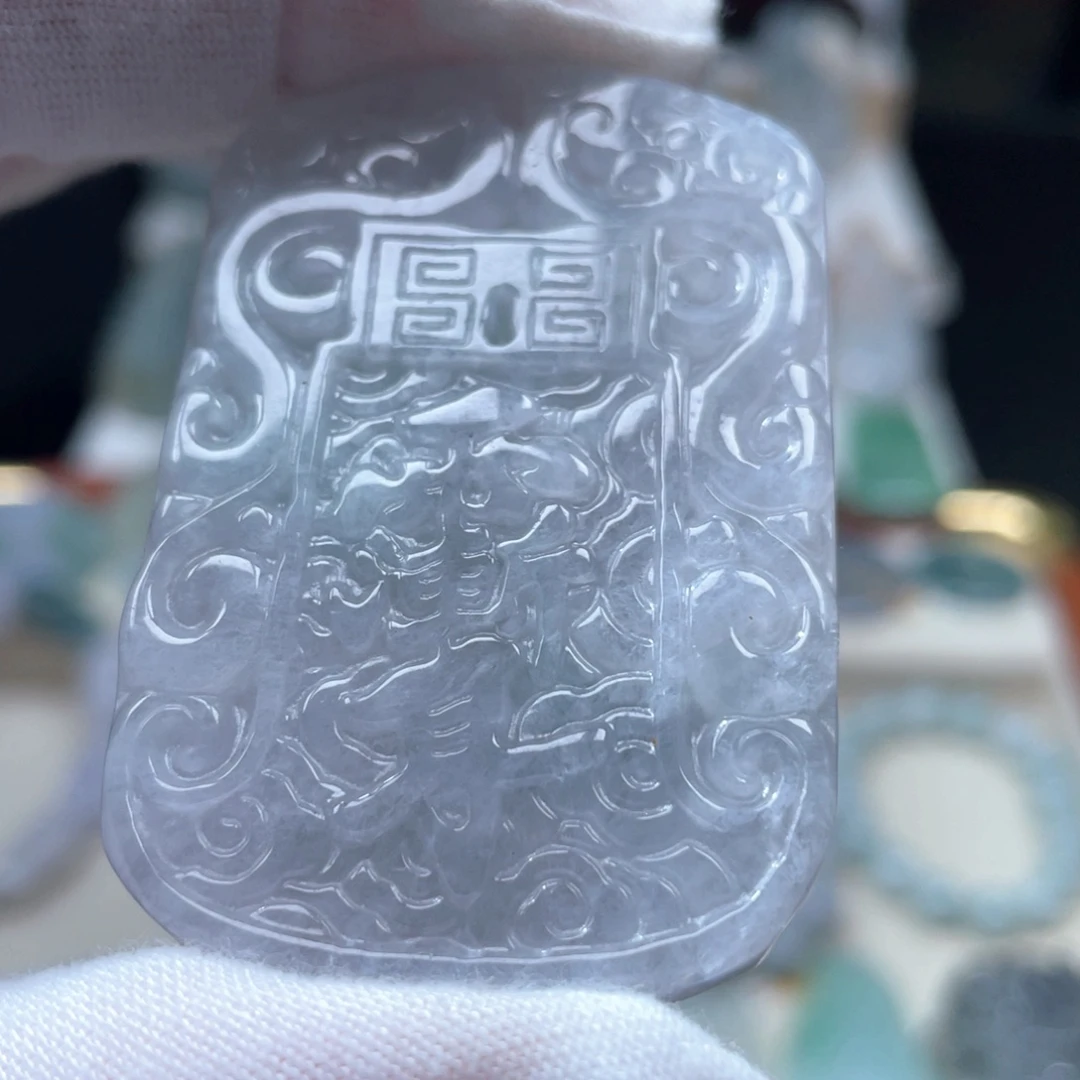 翡翠未镶嵌颈饰翡翠5