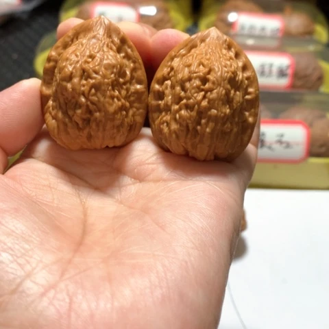 吊坠文玩核桃金钱豹