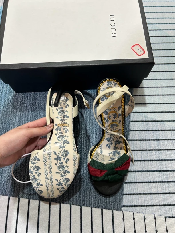 99新 GUCCI/古驰 红绿织带高跟凉鞋三九码