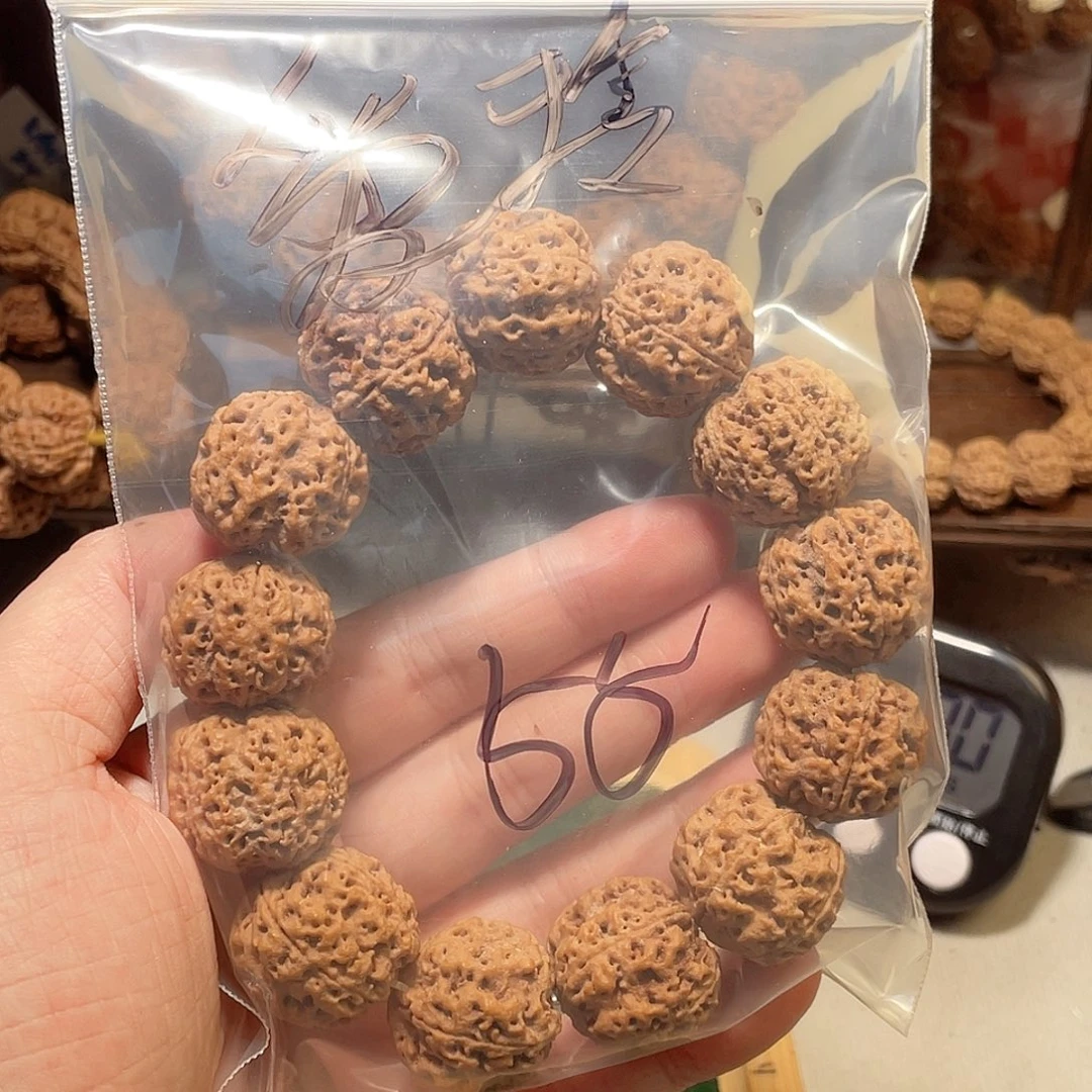 爱***安金刚菩提吊坠尼泊尔