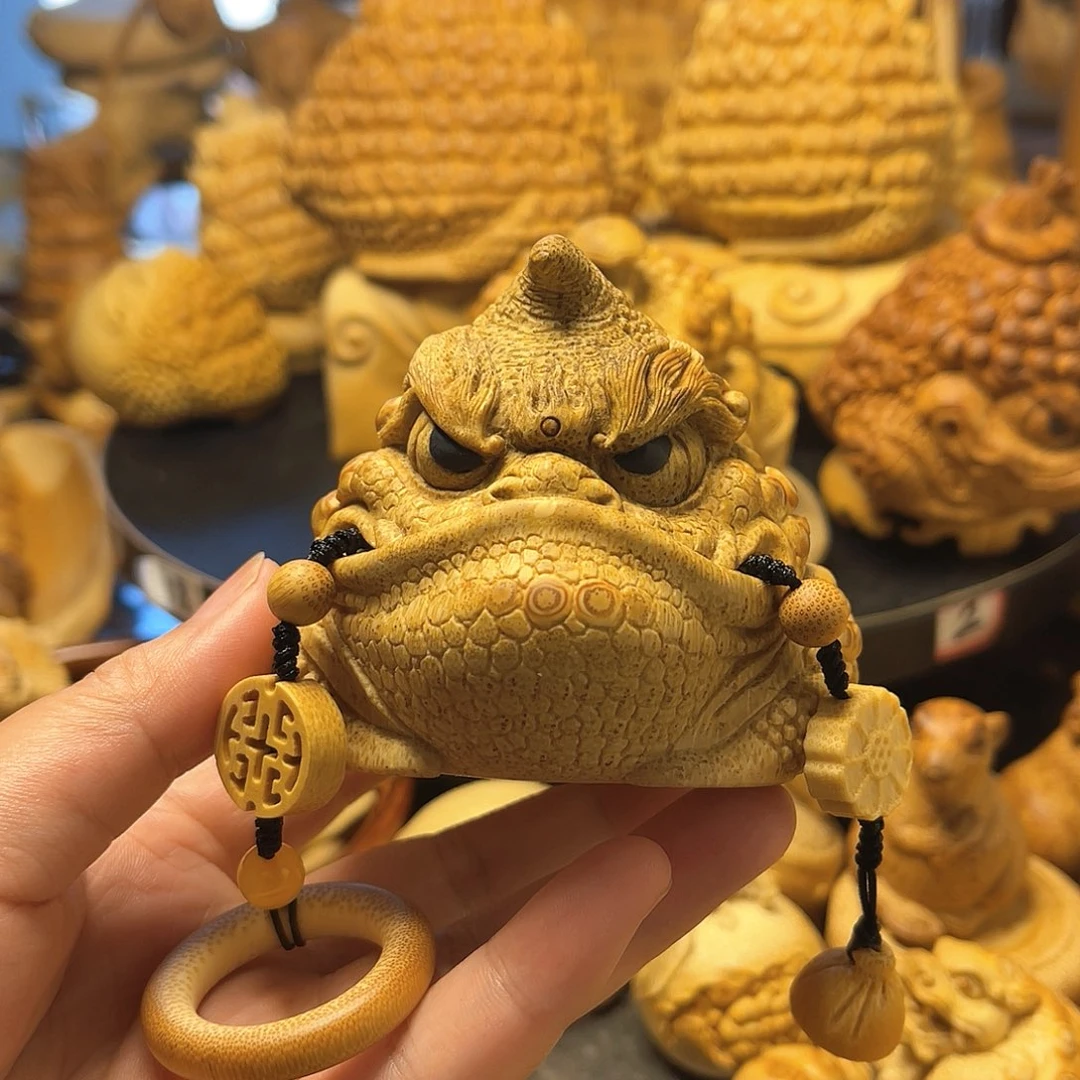 ****哥竹根雕一把抓金蟾