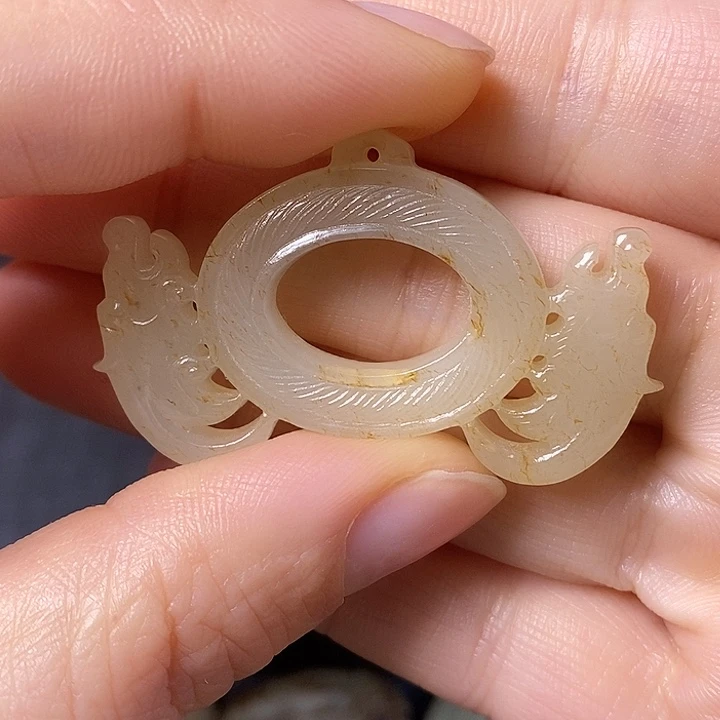 和田玉（糖玉）车挂未镶嵌彭**家