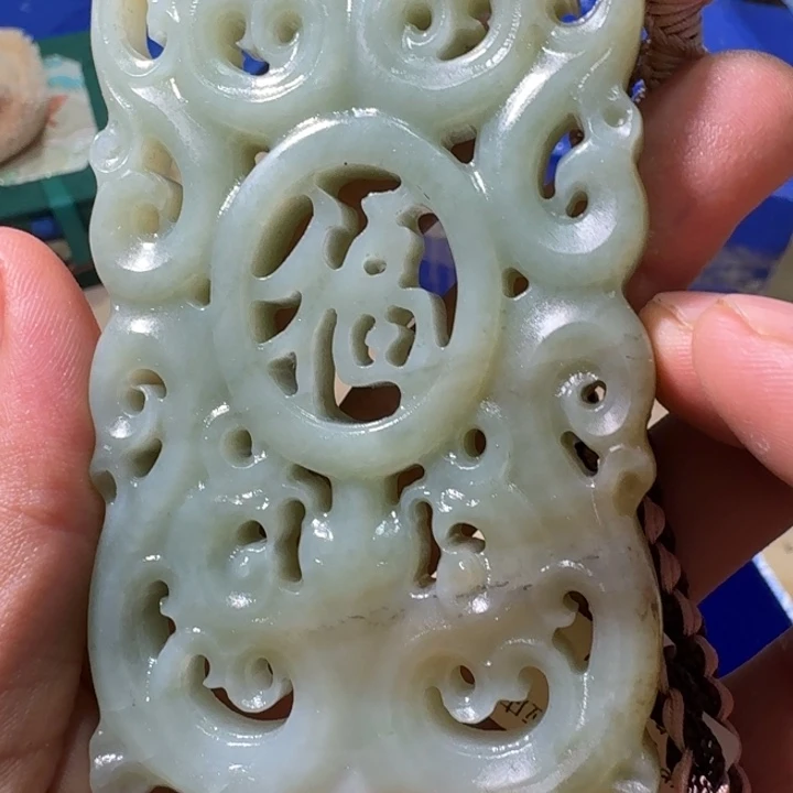 未镶嵌和田玉（糖玉）车挂