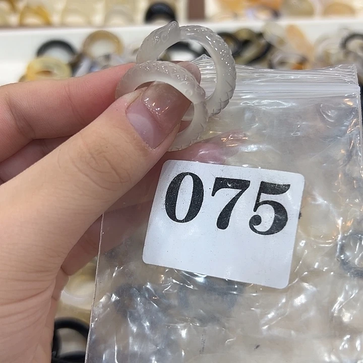 合金戒指玛瑙/玉髓75港15和16