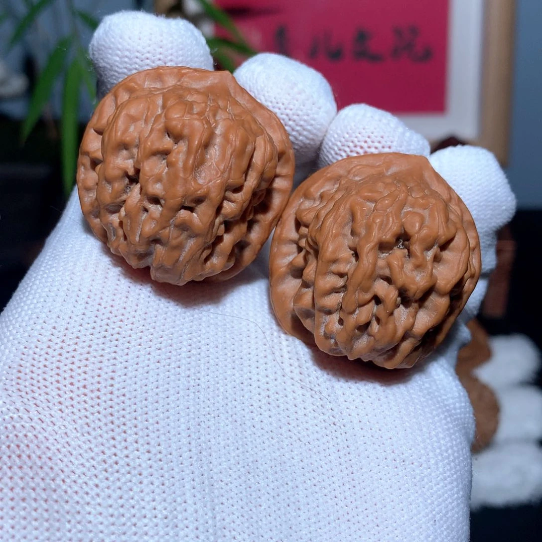 文玩核桃吊坠正***玖硕头
