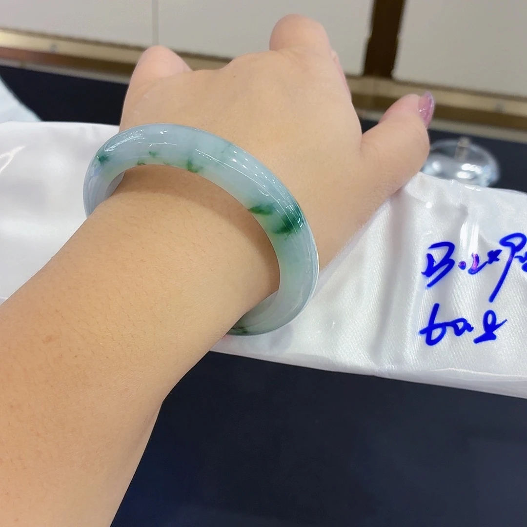 翡翠未镶嵌手镯天然缅甸翡翠手镯60.8