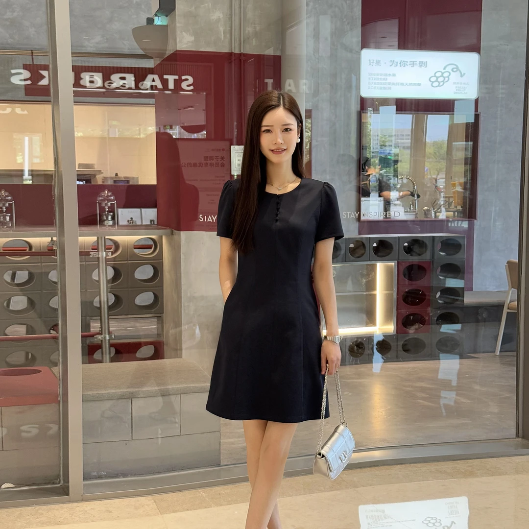 慧慧【风铃森语】经典圆领设计连衣裙夏季新款显瘦气质时尚裙子