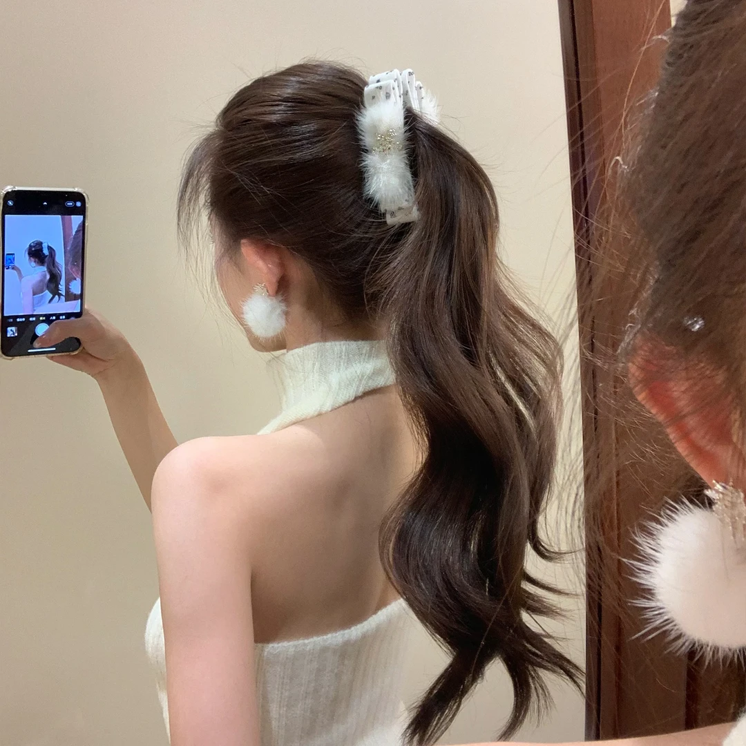 雪绒心绪 雪花毛球香蕉夹节日氛围感发饰圣诞限定高马尾竖夹头饰