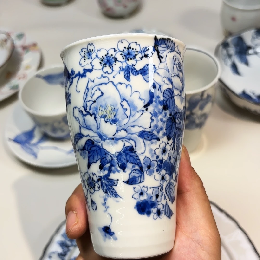 瓷千椿   大手握