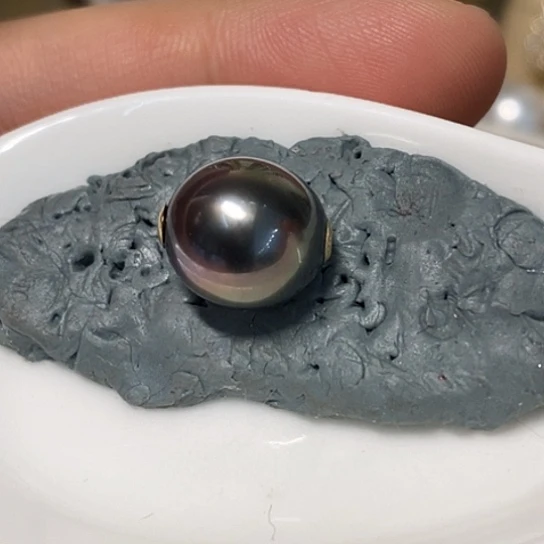 18K金镶嵌海水珍珠颈饰11.2