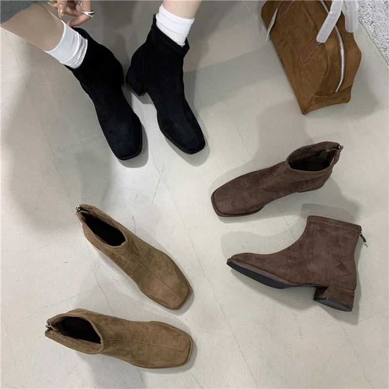 韩版粗跟瘦瘦靴女短靴子绒面棕色小踝靴秋冬新款百搭复古切尔西靴