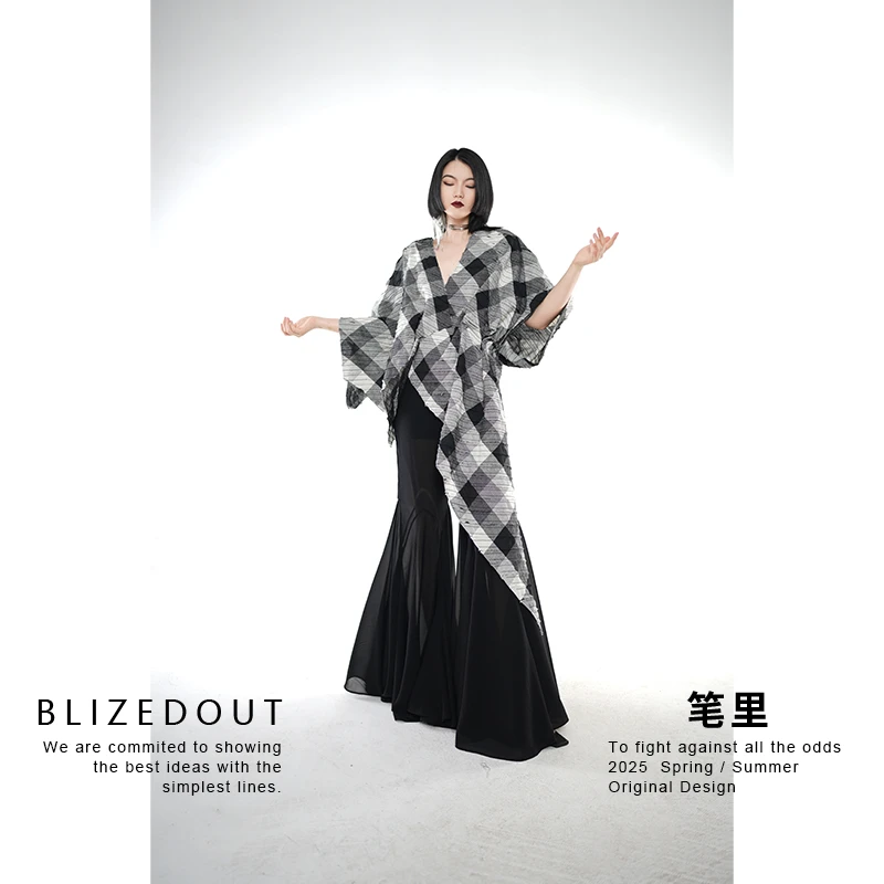笔里【BLIZEDOUT】独立设计5052802黑白格不对称不规则套头衫上衣