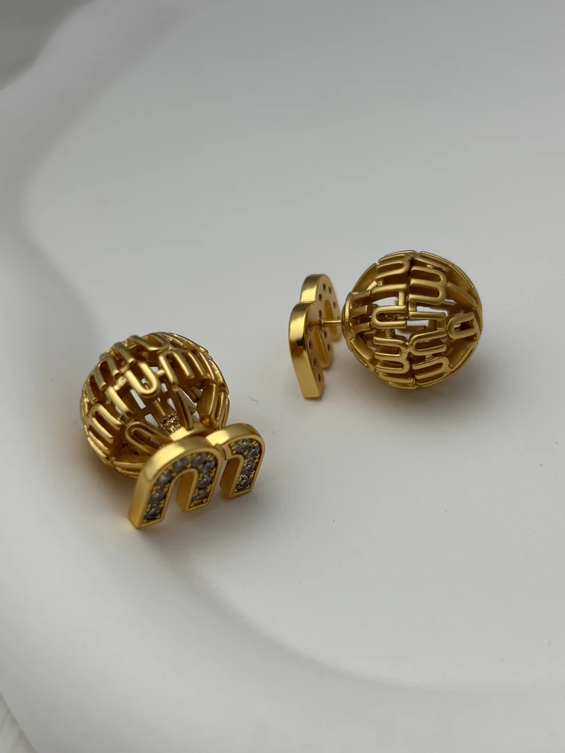 铜合金耳饰 中古金锆石球形俩带耳钉         2-25665